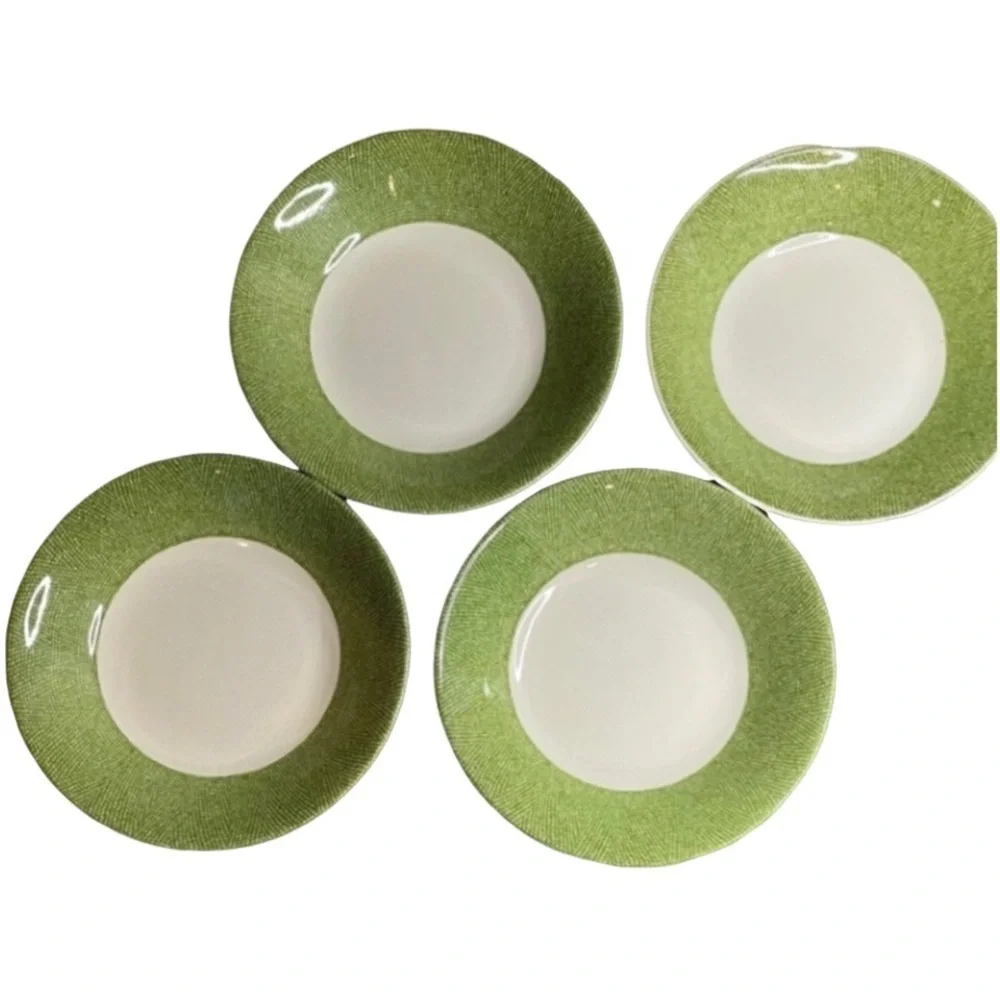 Pier 1 Green & White Shallow Bowl Set of 4.England Angleterre. Textured Bands